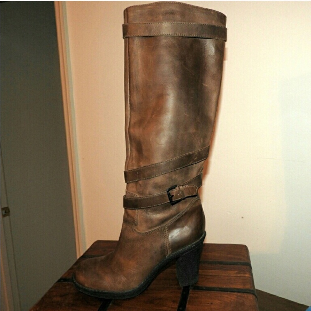 Loft leather boot